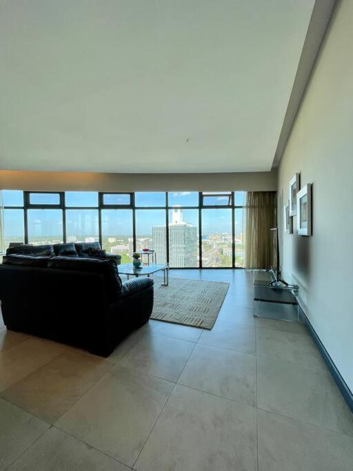 City View Apartment Nestled In The Heart Of Nbo Nairobi Luaran gambar